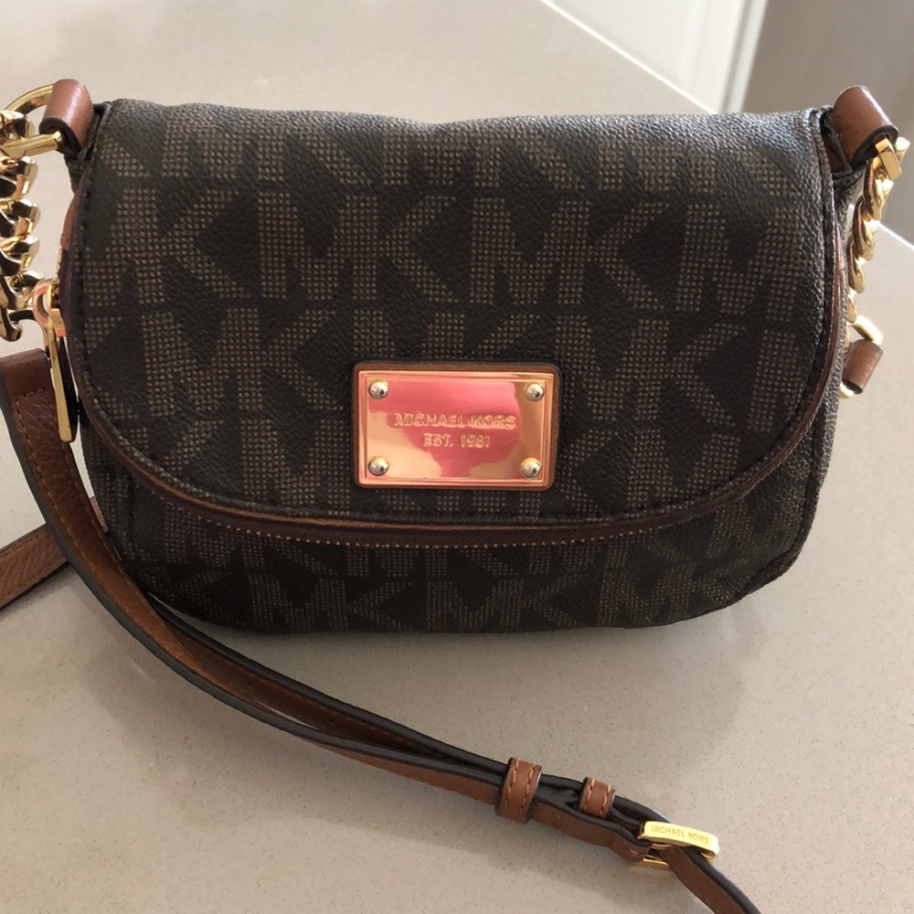 Michael Kors small cross body handbag